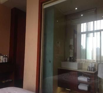 Chengdu Care U Well Hotel Jinjiang  Exteriör bild